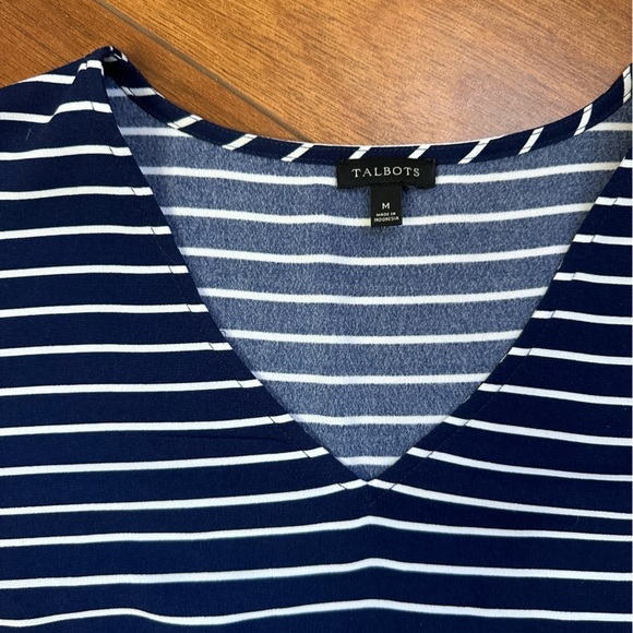 Talbots Medium Women’s Quarter Tie Sleeve Stripped Top - Picture 3 of 5